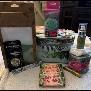 Too faced shake your palms palms pallete large bundle